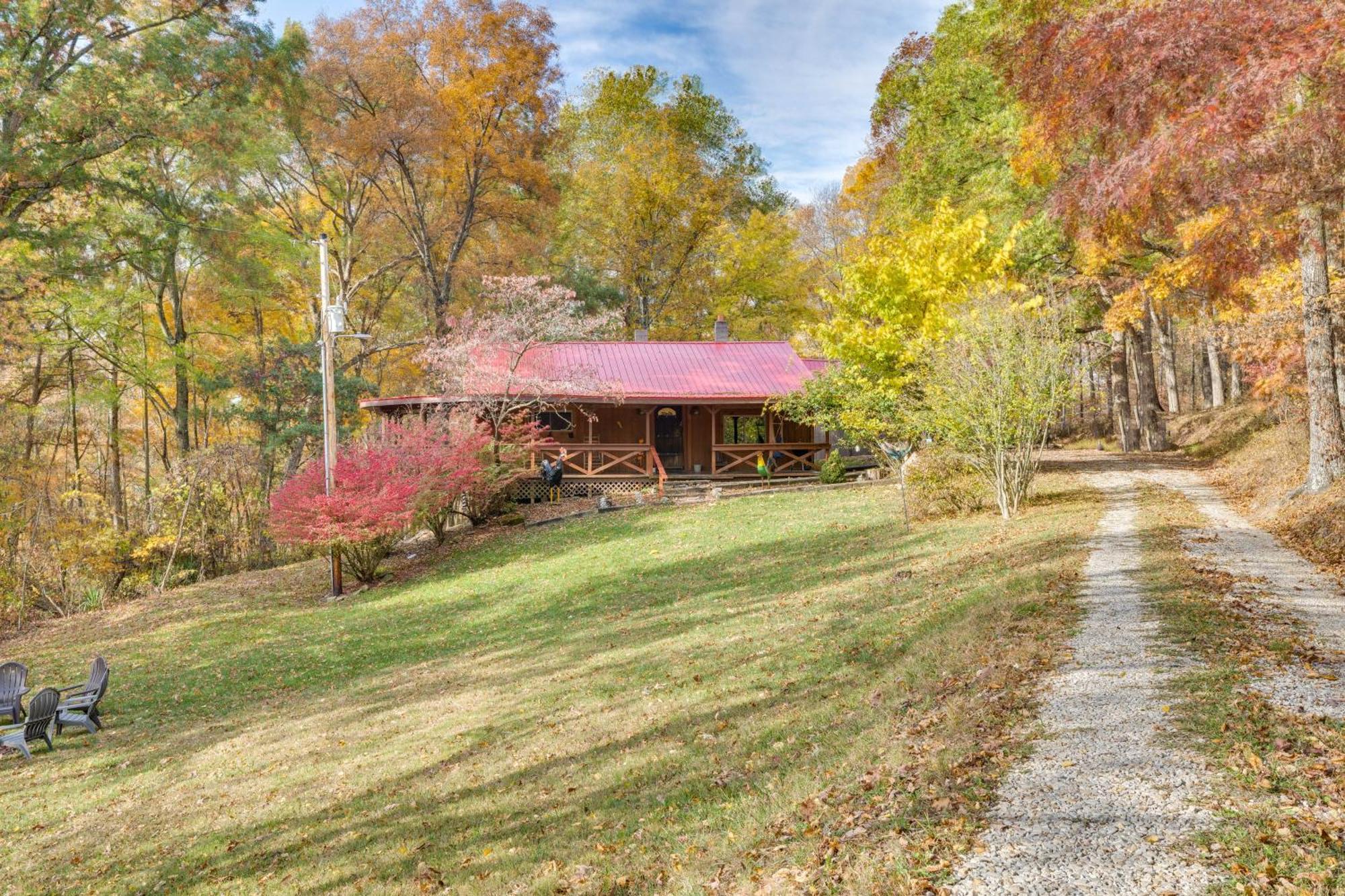 Willa French Lick Getaway With Deck, Grill And Fire Pit! Zewnętrze zdjęcie