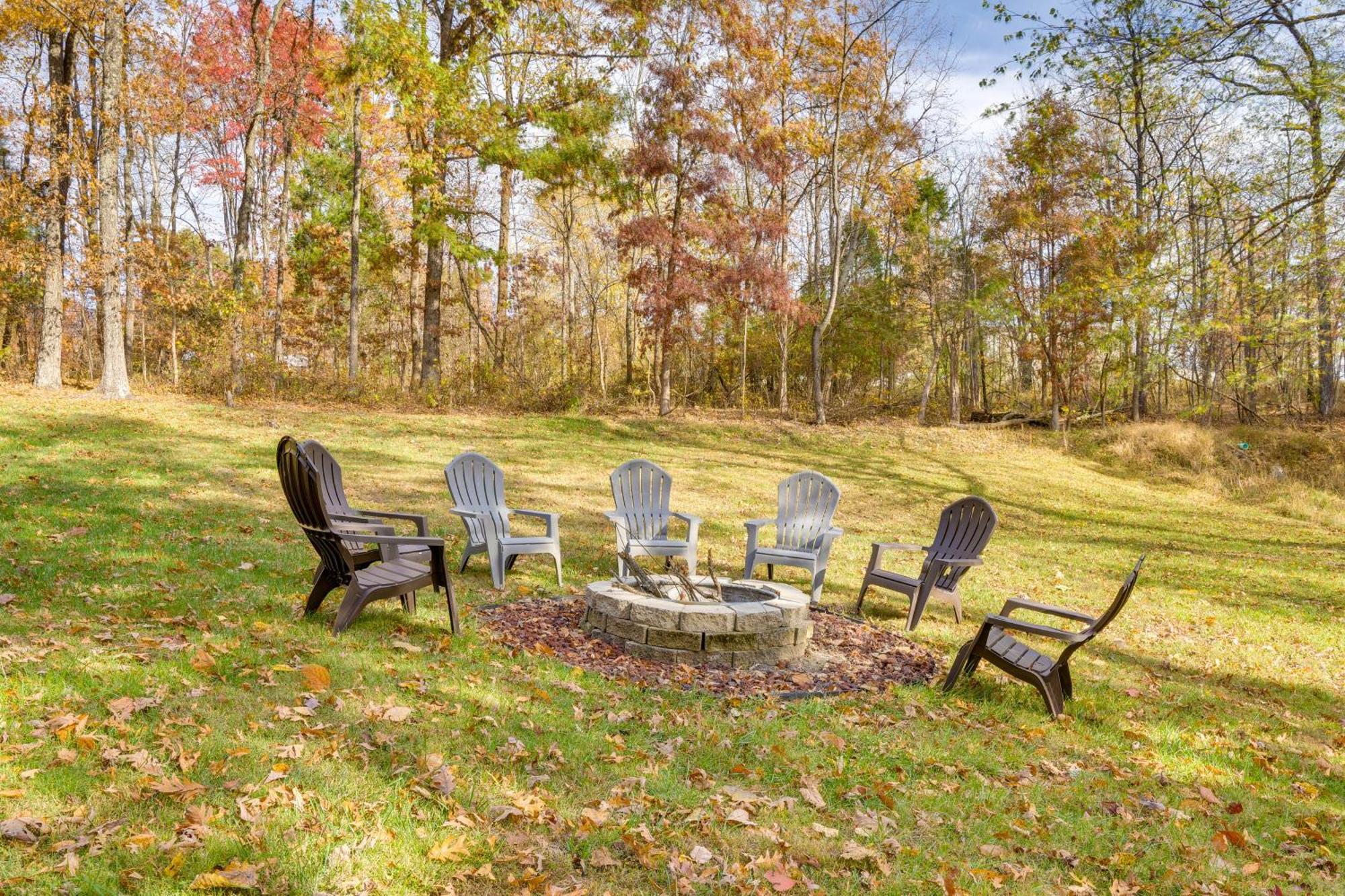 Willa French Lick Getaway With Deck, Grill And Fire Pit! Zewnętrze zdjęcie