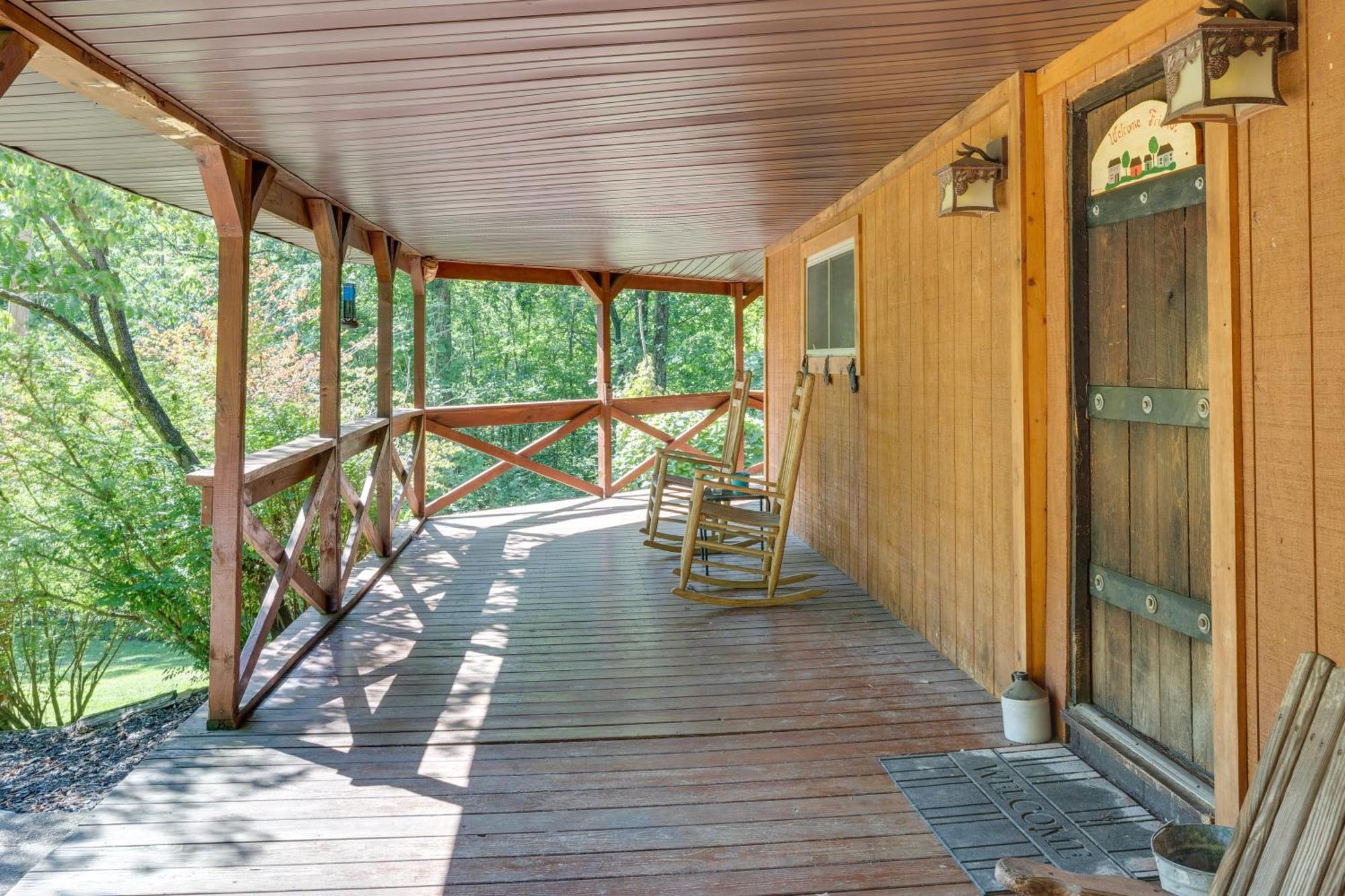 Willa French Lick Getaway With Deck, Grill And Fire Pit! Zewnętrze zdjęcie